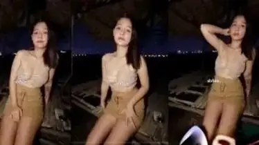 Bokep Cewek Cantik Indo Diajak Ngewe Di Gubuk Malam Hari Brutal HD poster