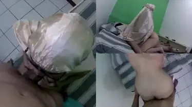 Bokep Jilbab Istri Tetangga Montok Mukena Liar poster